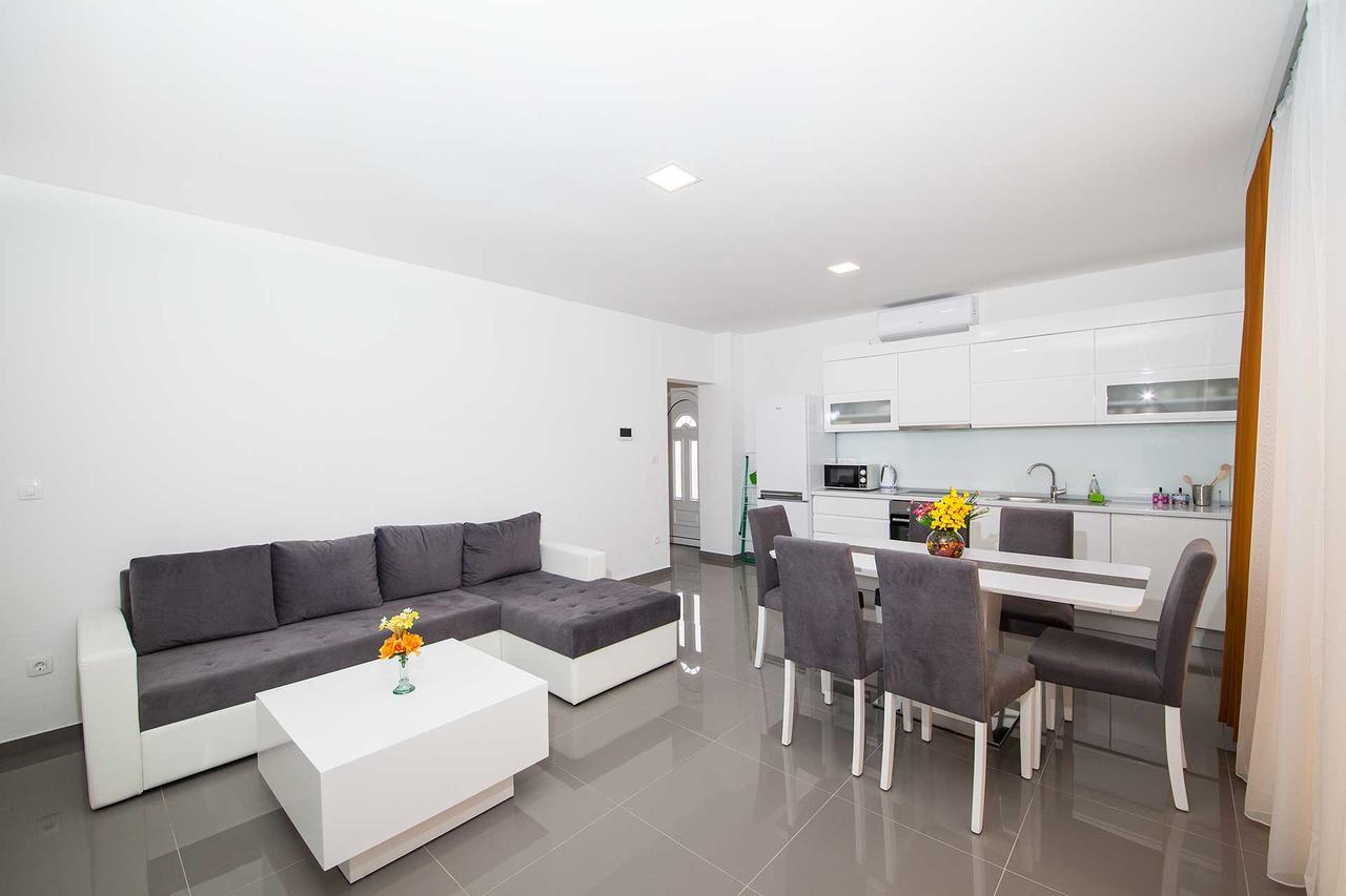 Villa Ivka มาคาร์สกา ภายนอก รูปภาพ